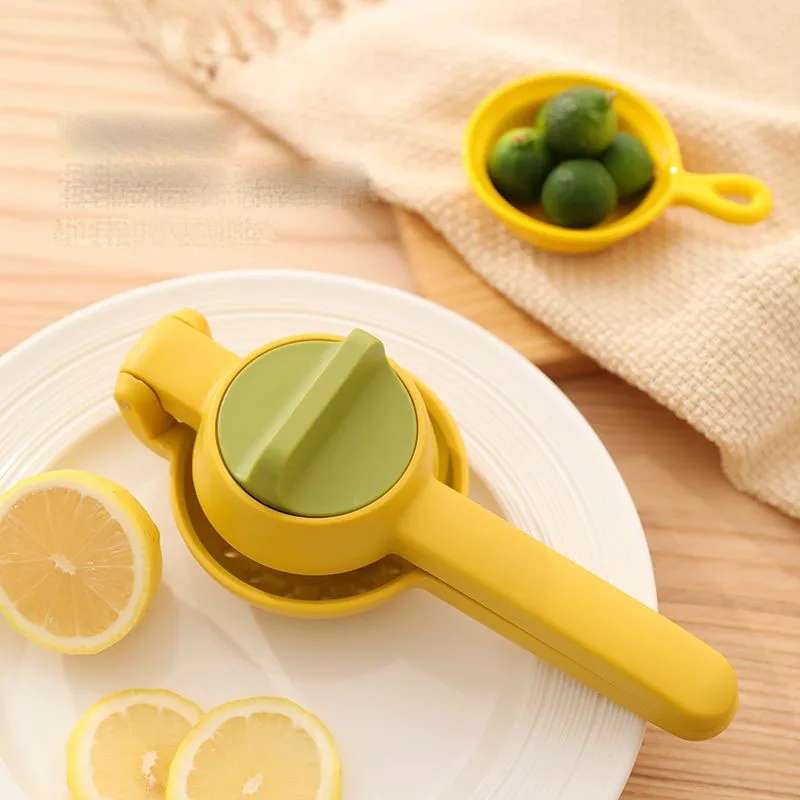 Easy-Squeeze Lemon & Lime Juicer